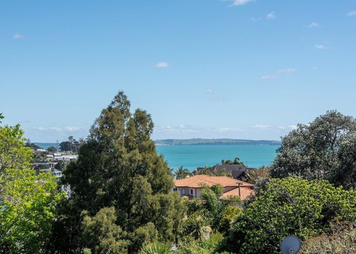  at 7 Evelyn Road, Cockle Bay, Auckland