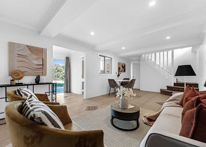  at 20 Finn Place, Totara Vale, North Shore City, Auckland