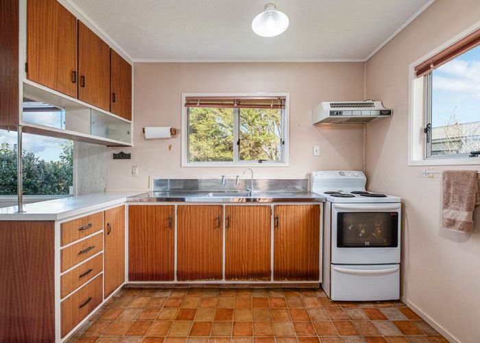  at 2/29 Afton Place, Ranui, Auckland