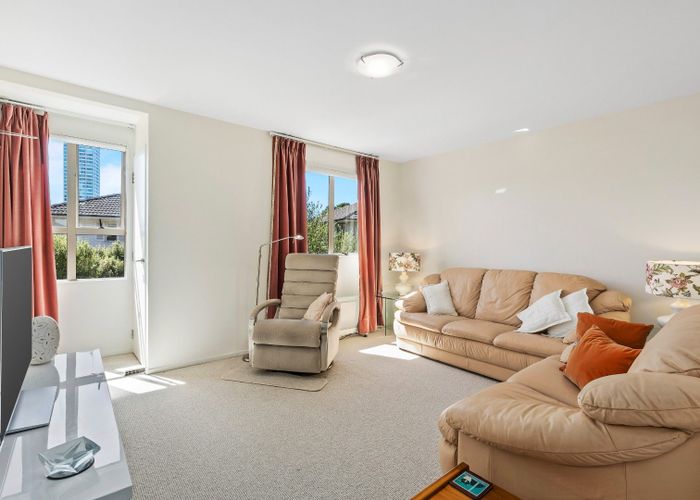  at 8/45 Byron Avenue, Takapuna, North Shore City, Auckland