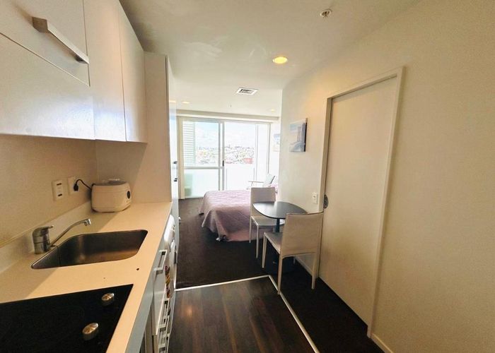  at 1713/10 Waterloo Quadrant, Auckland Central, Auckland