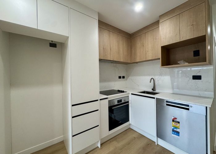  at 9/399 Massey Road, Mangere East, Manukau City, Auckland
