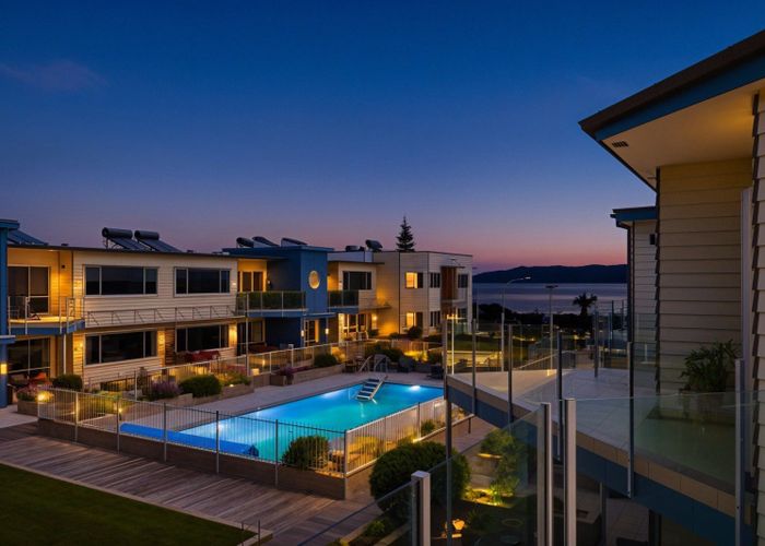  at 21/4 Seaview Road, Paraparaumu Beach, Kapiti Coast, Wellington