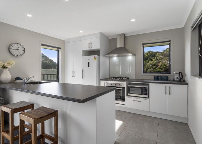  at 16 Tradewinds Drive, Whitby, Porirua