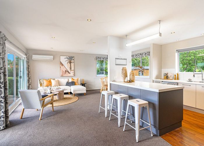  at 15 Bucknell Street, Sockburn, Christchurch City, Canterbury