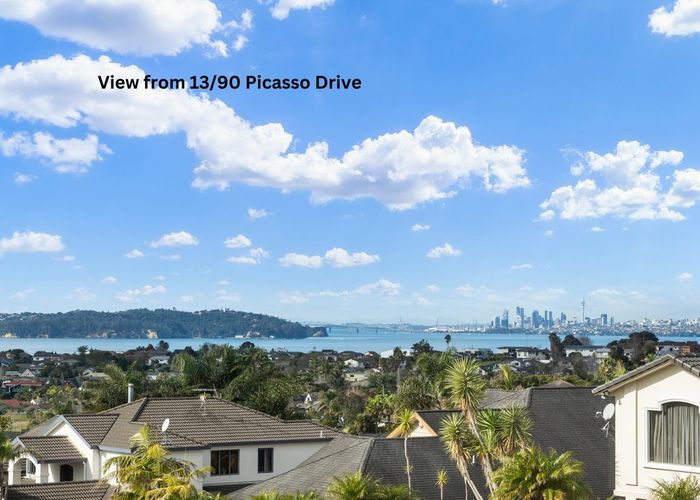  at 90 Picasso Drive, West Harbour, Waitakere City, Auckland