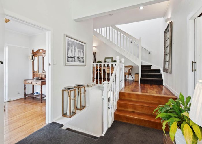  at 1/18 Fenton Terrace, Cockle Bay, Manukau City, Auckland