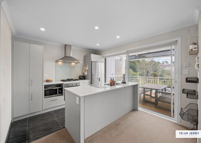  at 35 Arrowsmith Drive, Flat Bush, Manukau City, Auckland