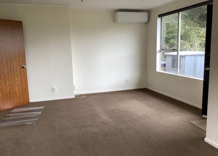  at 3a Spruce Grove, Ranui Heights, Porirua, Wellington