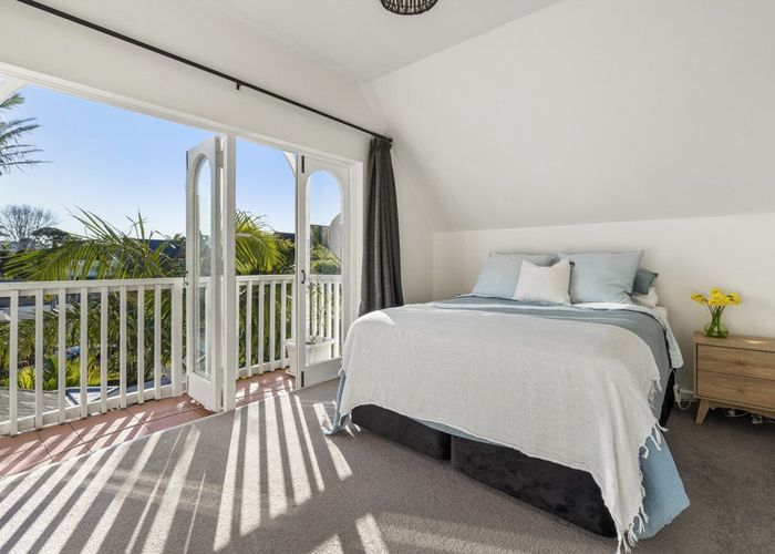  at 7/38 Kitchener Road, Milford, Auckland