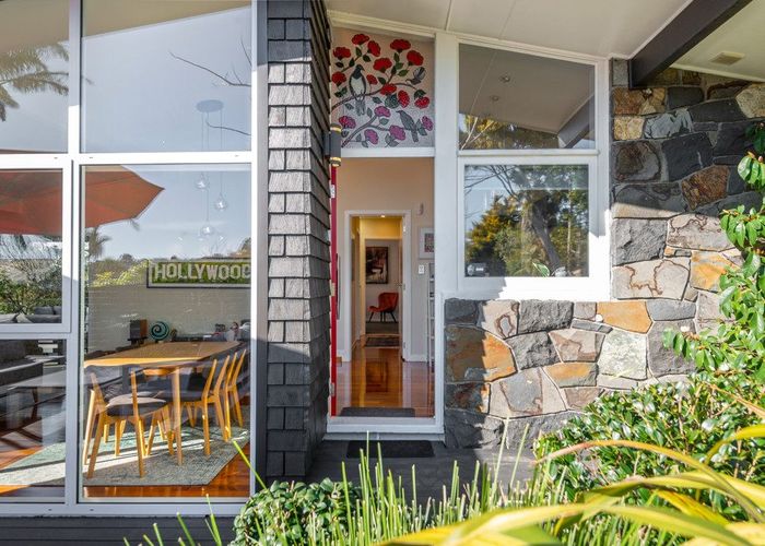  at 21 Willow Avenue, Birkenhead, North Shore City, Auckland