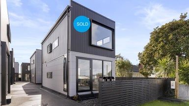  at 14F Andrew Road, Howick, Auckland