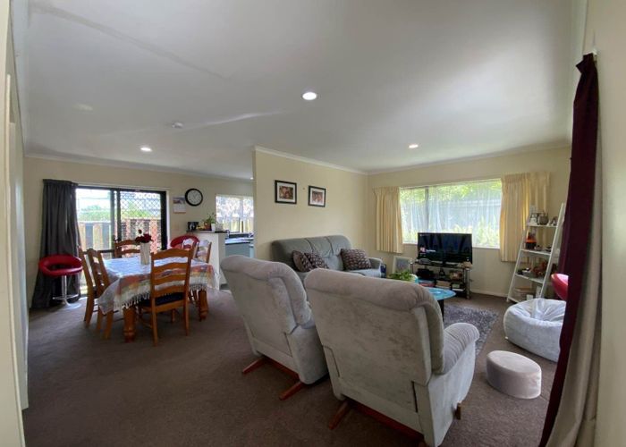  at 9A MacLeans Road, Bucklands Beach, Auckland