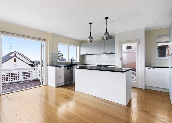  at 3/130 St Johns Road, Meadowbank, Auckland