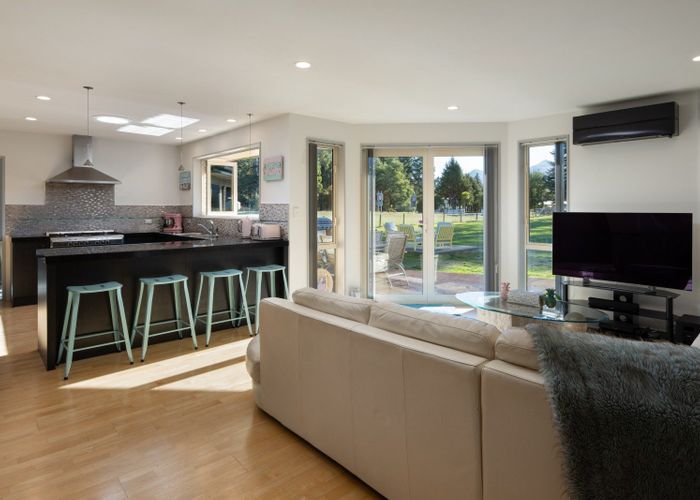  at 6 Cooper Street, Blenheim