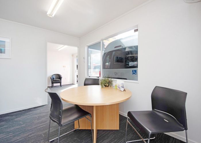  at 2 Parata Street, Waikanae, Kapiti Coast, Wellington