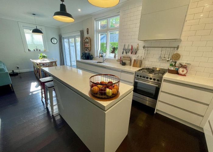  at 379 Karori Road, Karori, Wellington, Wellington