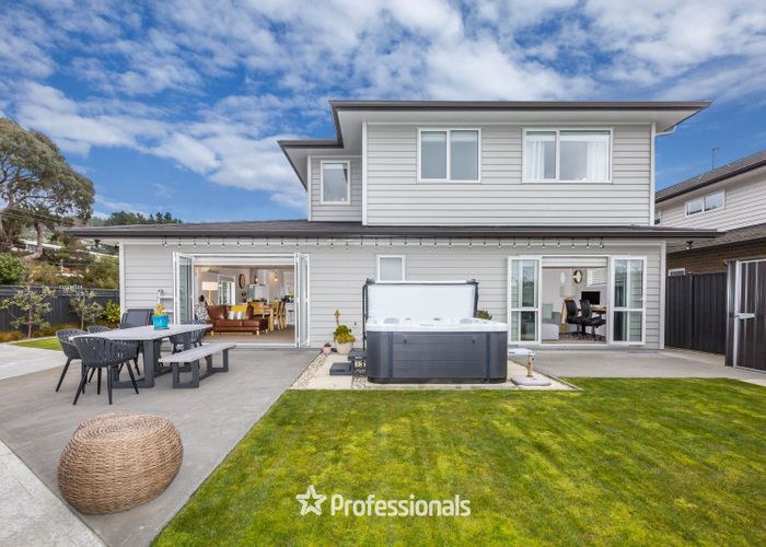  at 2 Chalfont Road, Silverstream, Upper Hutt, Wellington