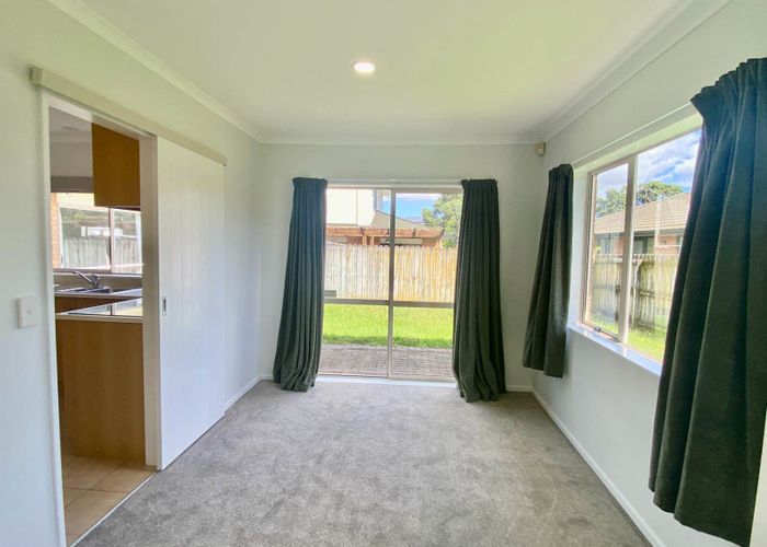  at 2/22 Newry Close, Dannemora, Manukau City, Auckland