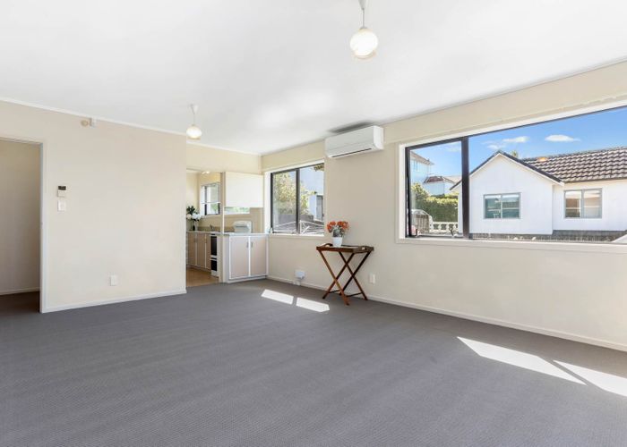  at 2/2 Frost Road, Mount Roskill, Auckland