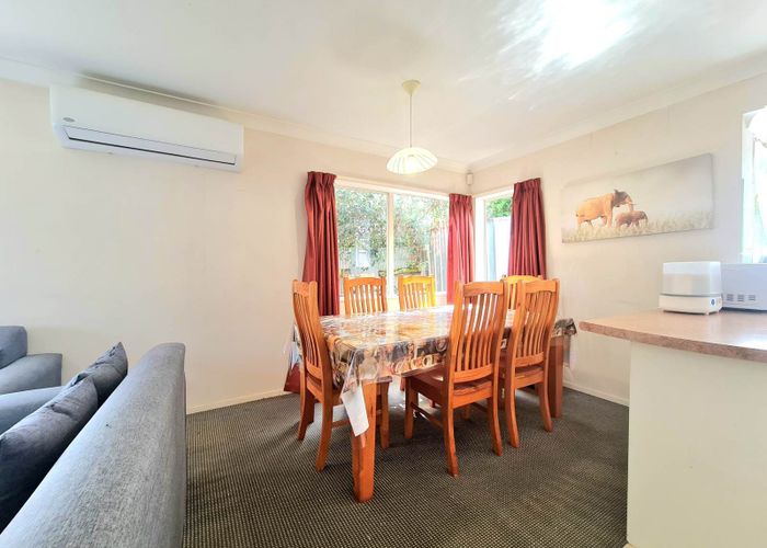  at 2/58 Wallace Road, Papatoetoe, Manukau City, Auckland