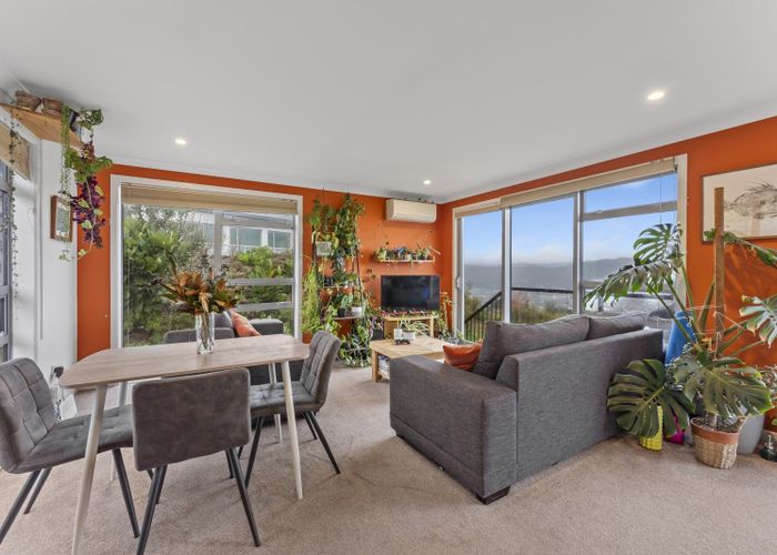  at 22 Arahiwi Grove, Tirohanga, Lower Hutt, Wellington