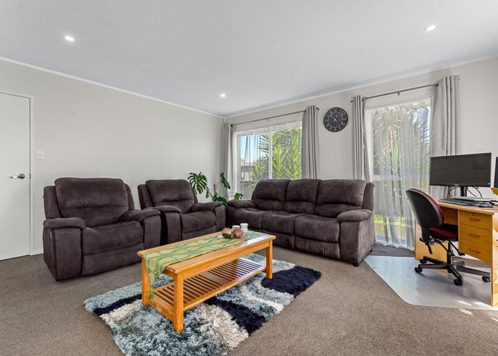  at 30 Holland Street, Pukekohe, Franklin, Auckland
