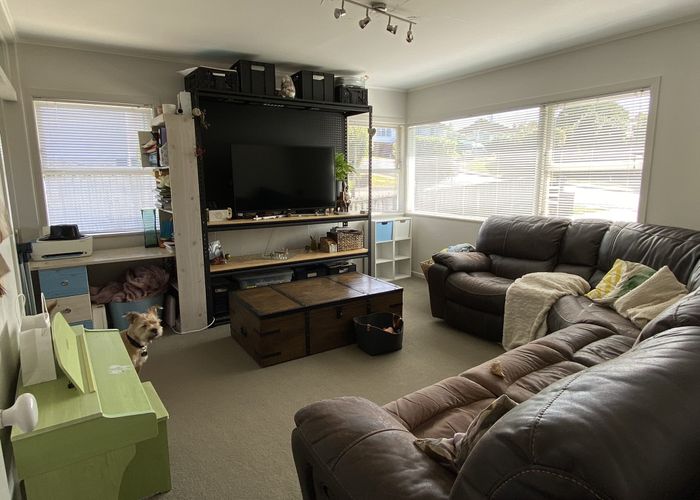  at 66 Blakeborough Drive, Forrest Hill, North Shore City, Auckland