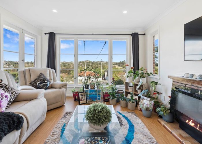  at 131 White Swan Road, Mount Roskill, Auckland City, Auckland