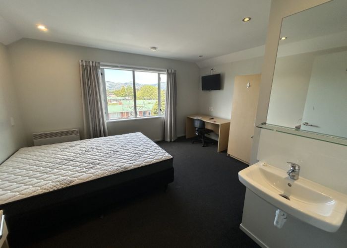  at 2/14-31 Poulson Street, Addington, Christchurch City, Canterbury