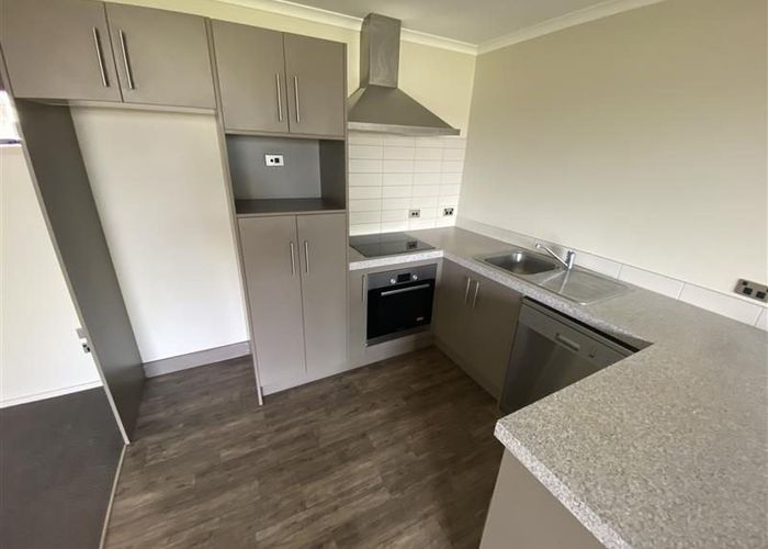  at 7/102 Old Farm Road, Hamilton East, Hamilton, Waikato