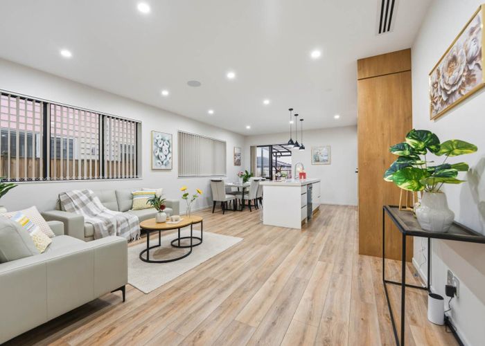  at 3 Raumaota Road, Flat Bush, Manukau City, Auckland