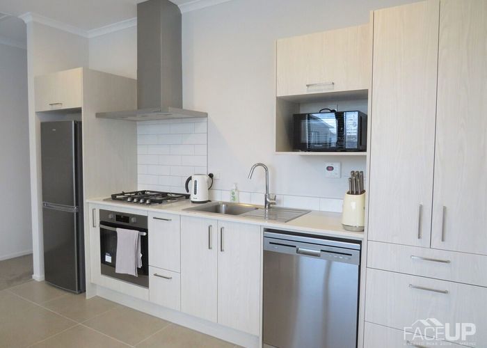  at 20 Pukewhero Rise, Westgate, Waitakere City, Auckland
