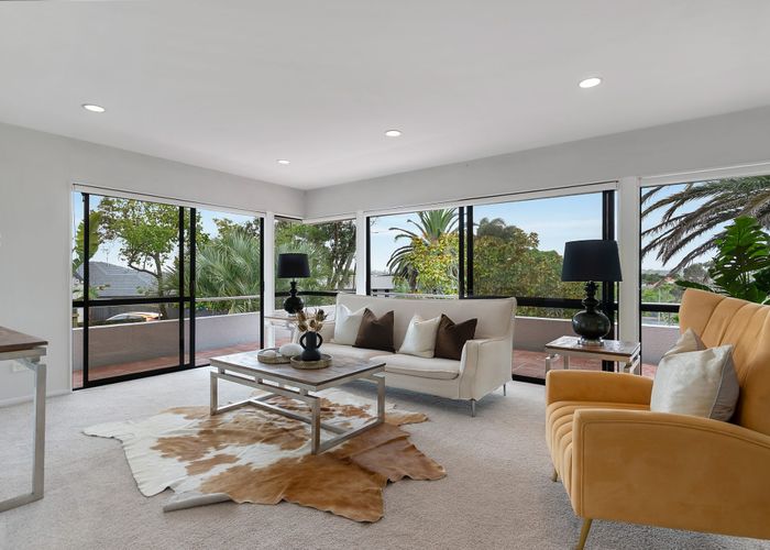  at 15 Perendale Close, Somerville, Manukau City, Auckland