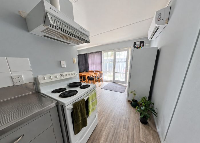  at 4/8 Lowestoft Place, West End, Palmerston North, Manawatu / Whanganui
