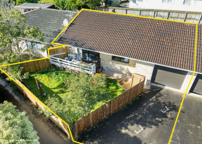  at 3/30 Trojan Crescent, New Lynn, Waitakere City, Auckland