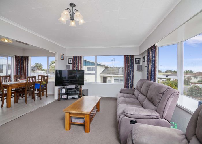 Free property data for 19 Norwich Street, Stoke, Nelson homes.co.nz