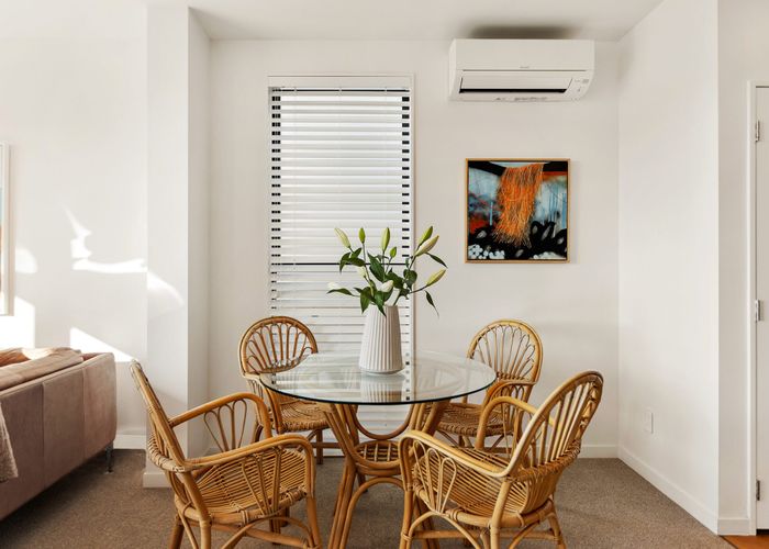  at 8/52 High Street, Island Bay, Wellington, Wellington