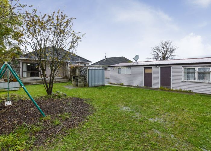  at 12 Upham Terrace, Roslyn, Palmerston North