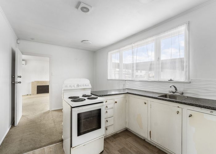  at 64a McLean Avenue, Papatoetoe, Manukau City, Auckland