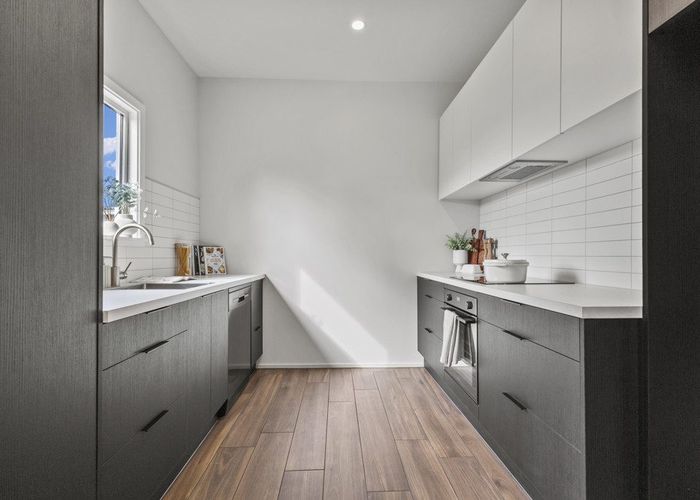  at 28 North Parade, Richmond, Christchurch