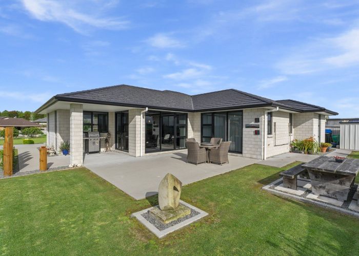  at 8 Barron Way, Ohauiti, Tauranga