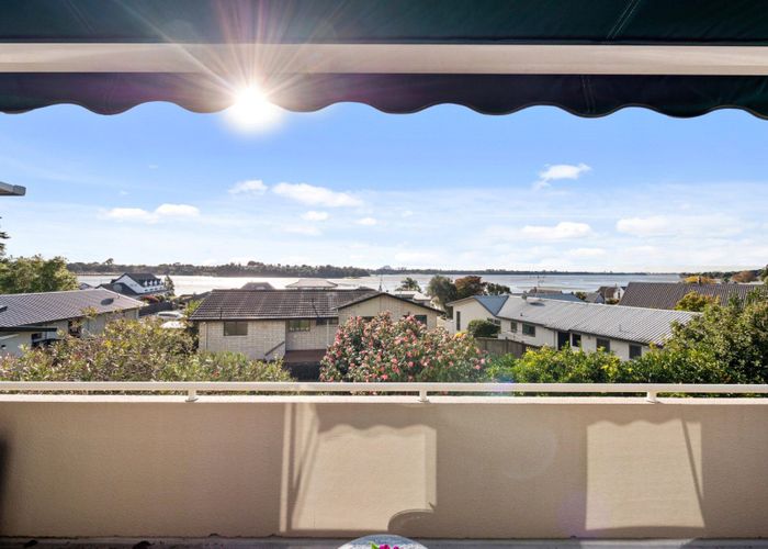  at 3 Johnston Place, Welcome Bay, Tauranga, Bay Of Plenty