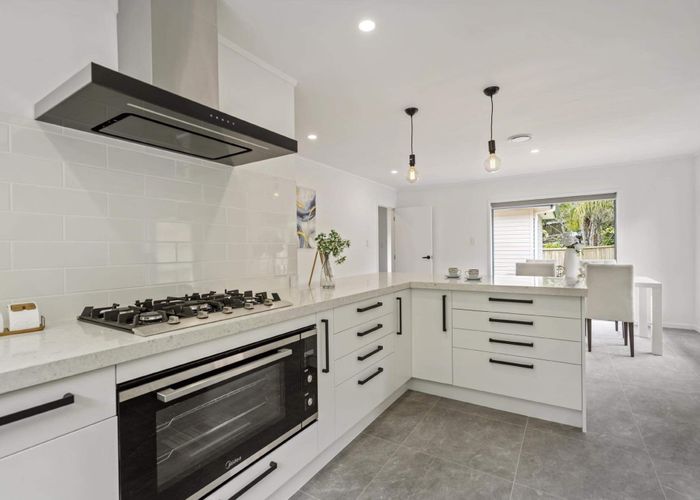  at 164 Pooks Road, Swanson, Auckland