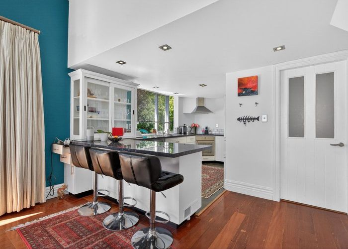  at 31 Nikau Street, Eastbourne, Lower Hutt, Wellington