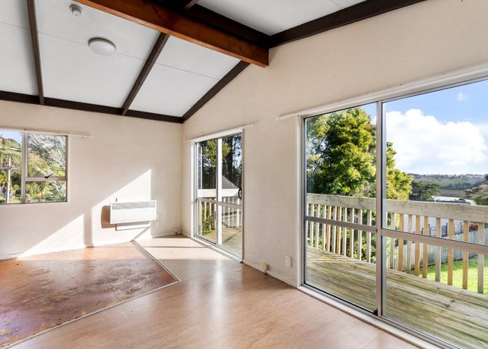  at 11 Poplar Road, Stanmore Bay, Rodney, Auckland