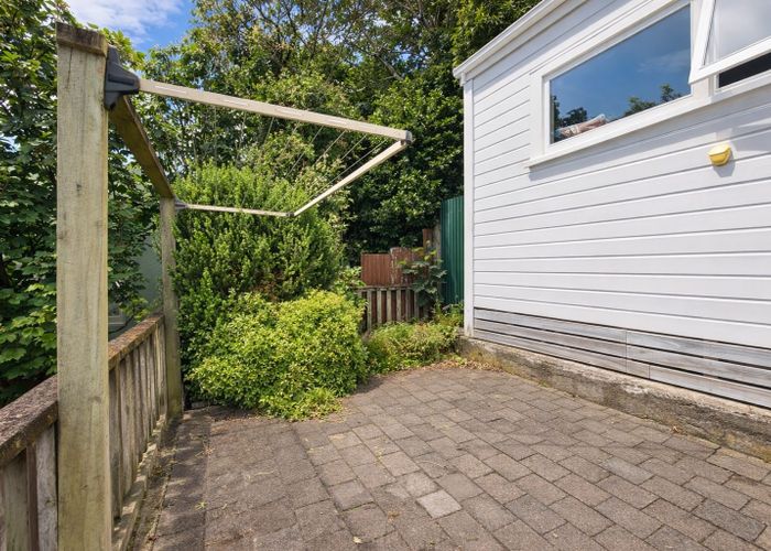  at 8C Alameda Terrace, Aro Valley, Wellington, Wellington