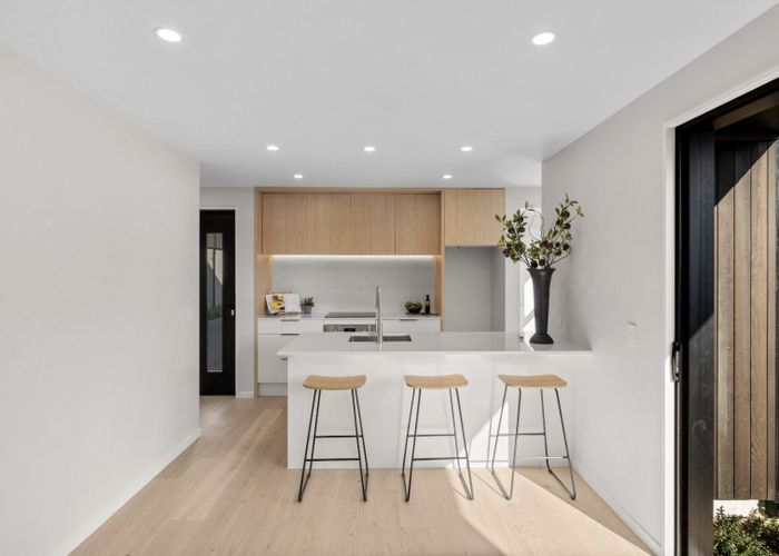  at 2/9 Innes Road, St. Albans, Christchurch City, Canterbury