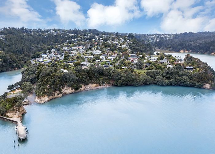  at 28 Valhalla Drive, Beach Haven, Auckland