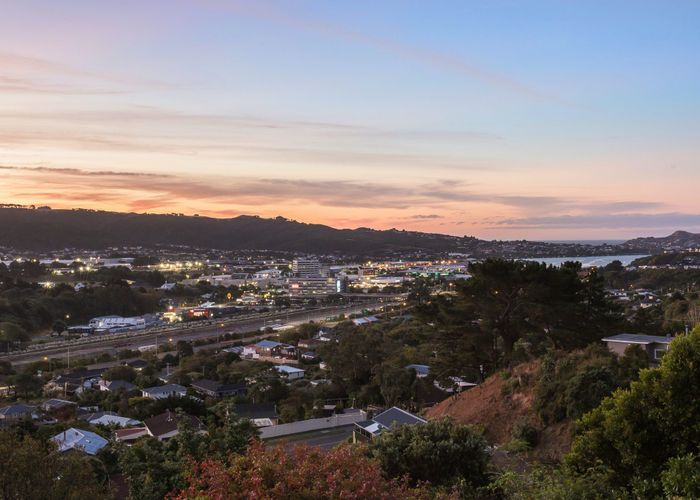  at 2 Ash Grove, Ranui, Porirua
